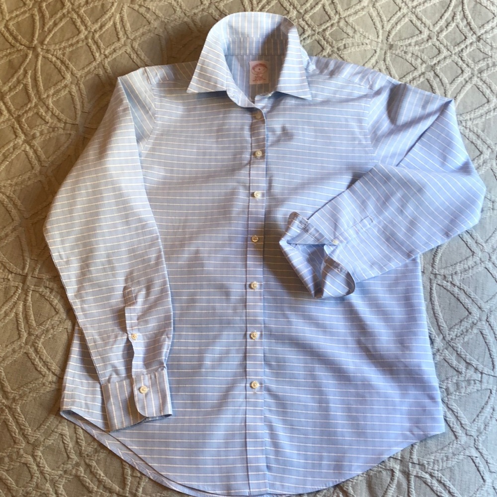 Brooks Brothers Classic Fit, Size 8 - Like New